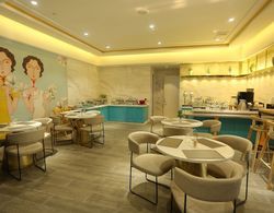 Magnotel Hotel of Qingdao JIAOZHOU, Guangzhou south road hotel Yerinde Yemek