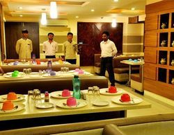Hotel Maharaja Yerinde Yemek