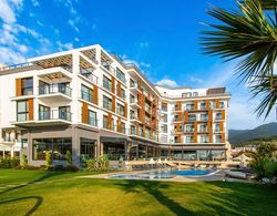 Maia Luxury Beach Hotel & Spa Plaj