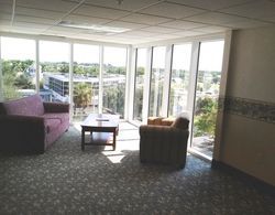 Mainstay Suites Fort Myers Genel