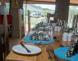 Maisha Serengeti Camps Yerinde Yemek