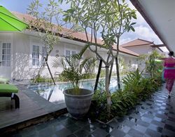 Maison At C Boutique Hotel and Spa Seminyak - CHSE Certified Dış Mekan