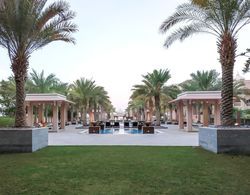 Maison Privee - Charming Apt with Arabesque Sea View on the Palm Jumeirah Dış Mekan