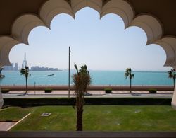 Maison Privee - Charming Apt with Arabesque Sea View on the Palm Jumeirah Oda Manzaraları
