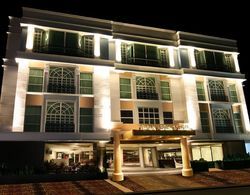 Makati Crown Regency Hotel Öne Çıkan Resim