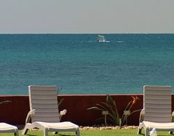 Mantarays Ningaloo Beach Resort Genel