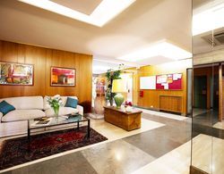 Marbela Apartments & Suites Lobi