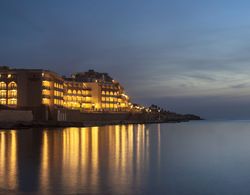 Marina Hotel Corinthia Beach Resort Genel