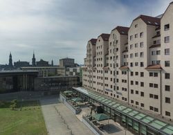 Maritim Hotel Dresden Genel