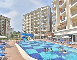 Marvelous Resort With Shared Pool in Alanya Oda