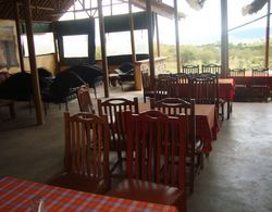 Masai Mara Manyatta Camp Kahvaltı
