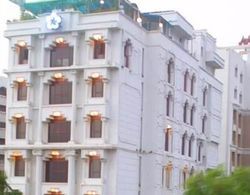 Hotel Maurya International Dış Mekan