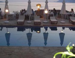 Mavilim Hotel Havuz