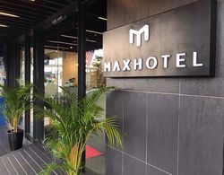 Max Hotel Subang Jaya Dış Mekan