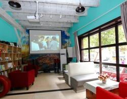 Meet int'l Youth Hostel Zhejiang Rd Lobi