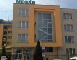 Megas Apartments Dış Mekan