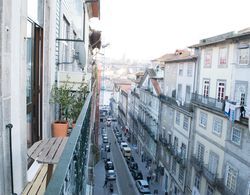 Merc Porto Ribeiras Place Oda Manzaraları