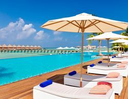 Mercure Maldives Kooddoo Resort Havuz