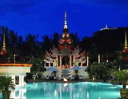 Mercure Mandalay Hill Resort Havuz