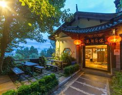 Merry Inn Lijiang Dış Mekan