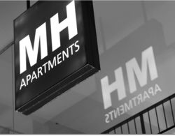 MH Apartments Central Madrid Lobi