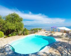 Michalis Large Private Pool Walk to Beach Sea Views A C Wifi Car Not Required Eco-friendly - 1828 Oda