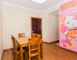 Mickey Wonderful Apartment Oda Düzeni