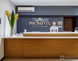 Microtel By Wyndham Acropolis Lobi