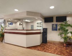 Microtel Inn & Suites by Wyndham BWI Airport Balt Lobi