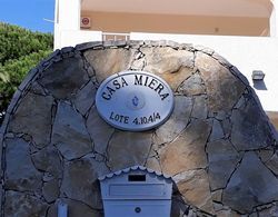 Villa Miera- Private Spacious Barbecue Private Pool Wifi Parking and Air Conditioning Oda