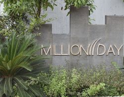 Hotel Million Day Dış Mekan