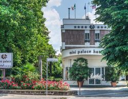 Mini Palace Hotel Genel