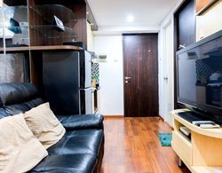Minimalist and Luxurious 2BR Serpong Greenview Apartment Oda Düzeni