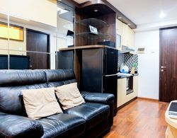 Minimalist and Luxurious 2BR Serpong Greenview Apartment Oda Düzeni