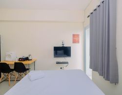 Minimalist Studio Apartment at Bogorienze Resort By Travelio İç Mekan