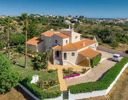 Villa Mirante With Fenced and Gated Swimming Pool so Ideal for Families Oda