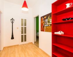 MM Dante Colorful Apartment İç Mekan