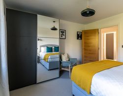 Modern 5 Bedroom Home With Garden Panoramic Views Oda