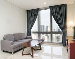 Modern and Comfortable 2BR at The Empyreal Condominium Epicentrum Apartment Dış Mekan
