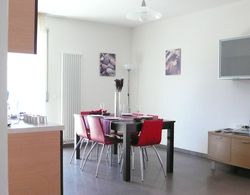 Modern and Elegant Apartments İç Mekan