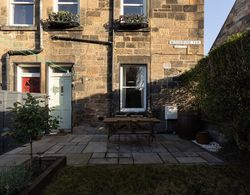 Modern and Jazzy 2 Bedroom House in Edinburgh Dış Mekan