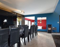 Modern Cottage in Vaux-sur-sure With Sauna Yerinde Yemek