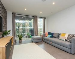 Modern Family Friendly 2 Bedroom Flat in Hackney Wick İç Mekan