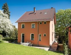 Modern Holiday Home in Eisenach Thuringia With Terrace Öne Çıkan Resim