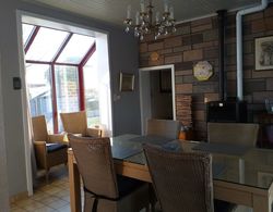 Modern Holiday Home in Hollebeke With Private Garden Yerinde Yemek