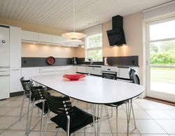 Modern Holiday Home in Jutland, Nordjylland With Sauna İç Mekan
