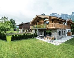Modern Holiday Home in Leogang With Private Sauna Dış Mekan
