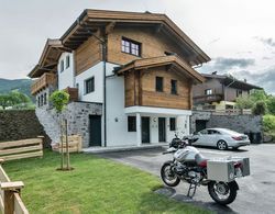 Modern Holiday Home in Leogang With Private Sauna Dış Mekan