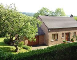 Modern Holiday Home in Stavelot With Fireplace Dış Mekan