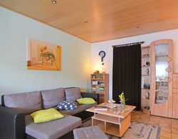 Modern Apartment in Niedersfeld With Sauna Oda Düzeni